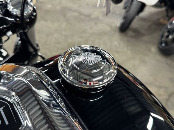 2023 Harley-Davidson Breakout, чёрный, 2310000 рублей - вид 11
