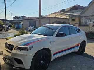 2014 BMW X6 M I (E71) Рестайлинг, белый, 3600000 рублей, вид 2