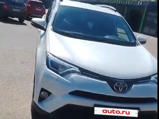 2016 Toyota RAV4 IV (XA40) Рестайлинг, белый, 2600000 рублей, вид 1