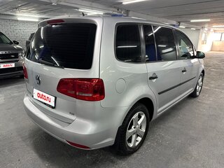 2011 Volkswagen Touran I Рестайлинг 2, серебристый, 829000 рублей, вид 5