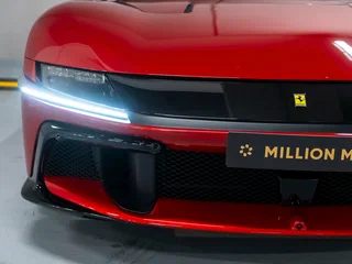2025 Ferrari 12Cilindri, красный, 61990000 рублей, вид 4