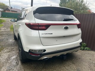 2021 Kia Sportage IV Рестайлинг, белый, 2475000 рублей, вид 5