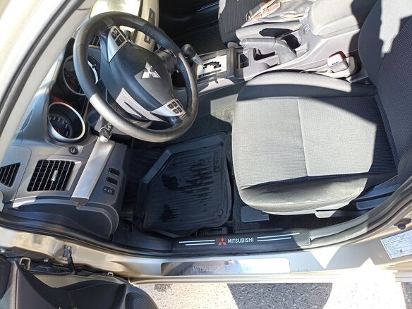 2008 Mitsubishi Lancer X, бежевый, 610000 рублей - вид 22