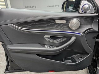 2020 Mercedes-Benz E-Класс 200 V (W213, S213, C238), чёрный, 3385000 рублей, вид 5