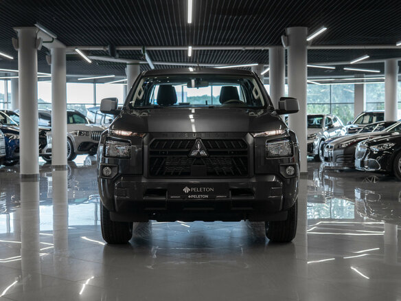 2025 Mitsubishi L200 VI, серый - вид 2