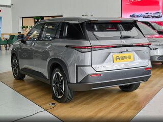 2026 Toyota bZ3X 58.3 kWh, серый, 2640000 рублей, вид 5