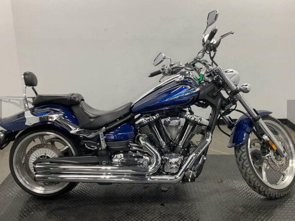 2010 Yamaha XV 1900, синий, 699000 рублей