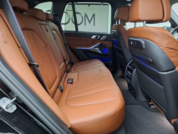 2025 BMW X5 40d IV (G05/G18) Рестайлинг, чёрный - вид 5