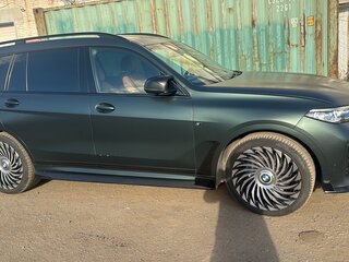 2021 BMW X7 30d I (G07), белый, 7500000 рублей, вид 2