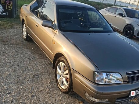 1996 Toyota Vista IV (V40), серый, 300000 рублей, вид 3