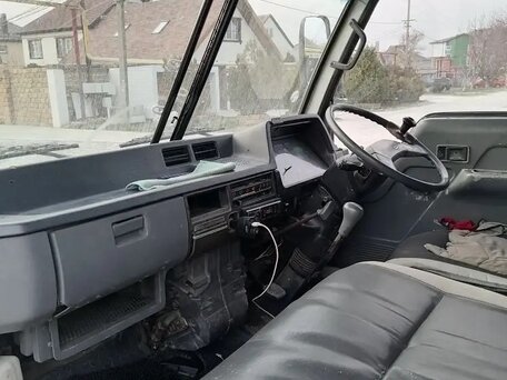 1991 Fuso (Mitsubishi) Canter, белый, 900000 рублей, вид 3
