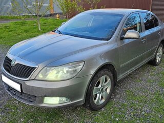 2010 Skoda Octavia DSG7 II (A5) Рестайлинг, серый, 609000 рублей, вид 4