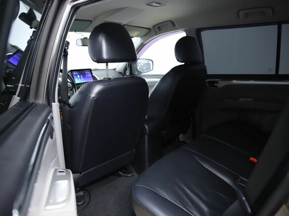 2011 Mitsubishi Pajero Sport II, коричневый - вид 10