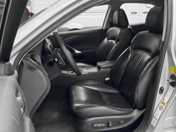 2010 Lexus IS 250 II Рестайлинг 2, серый, 1510000 рублей - вид 9