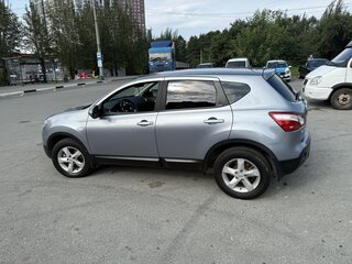 2011 Nissan Qashqai I Рестайлинг, серебристый, 1050000 рублей, вид 4