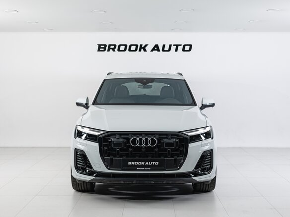 2024 Audi Q7 55 TFSI II (4M) Рестайлинг 2, белый, 11390000 рублей - вид 1