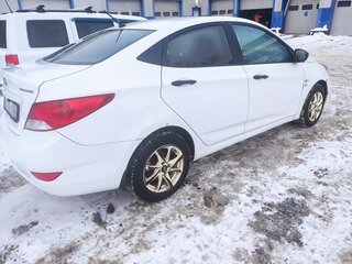 2014 Hyundai Solaris I, белый, 499900 рублей, вид 3
