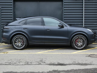 2020 Porsche Cayenne Coupé III, серый, 8800000 рублей, вид 4
