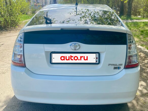 2010 Toyota Prius JDM II Рестайлинг (XW20), белый, 950000 рублей - вид 19