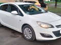 2015 Opel Astra J Рестайлинг, белый, 650000 рублей - вид 2