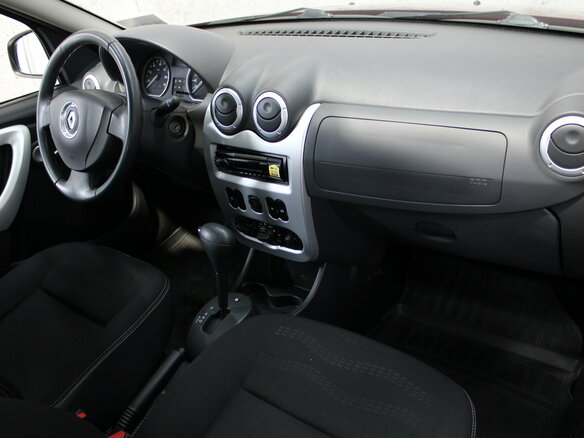 2012 Renault Sandero Stepway I, красный, 756000 рублей - вид 10