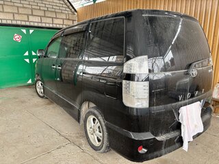 2007 Toyota Voxy I (R60), чёрный, 480000 рублей, вид 4