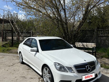 2013 Mercedes-Benz E-Класс 200 7G-Tronic IV (W212, S212, C207), белый, 1450000 рублей, вид 4