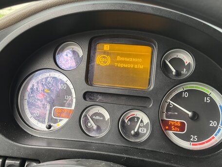 2012 DAF XF 105, белый, 2800000 рублей, вид 4