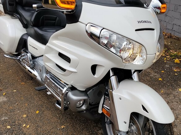 2010 Honda GL 1800 Gold Wing, белый, 1095272 рублей - вид 4