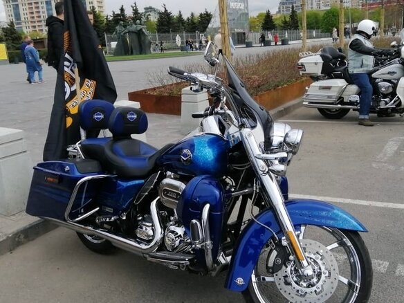 2013 Harley-Davidson Road King, синий, 1500000 рублей