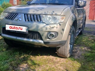 2011 Mitsubishi Pajero Sport II, бежевый, 1300000 рублей, вид 1