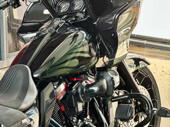 2022 Harley-Davidson CVO Road Glide, чёрный, 4200000 рублей - вид 9