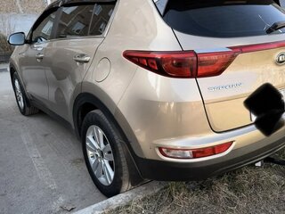 2017 Kia Sportage IV, коричневый, 1750000 рублей, вид 3