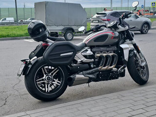 2020 Triumph Rocket III, серый, 2250000 рублей, вид 5