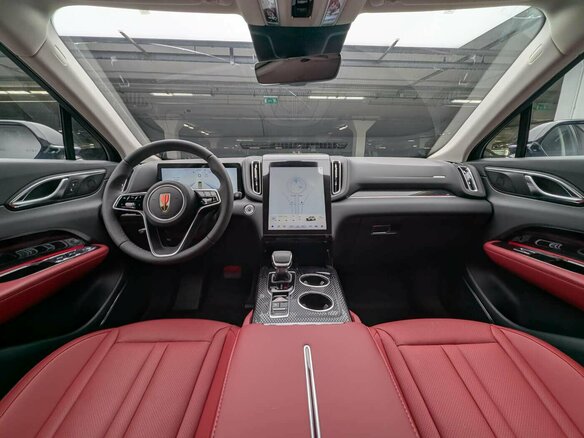 2025 Hongqi HS3, чёрный - вид 6