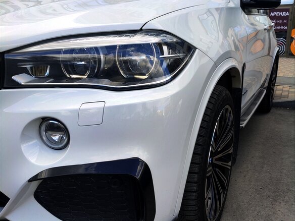 2013 BMW X5 50i III (F15), белый, 3490000 рублей - вид 14