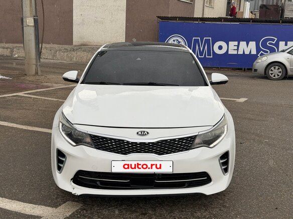2016 Kia Optima IV, белый, 1880000 рублей - вид 2