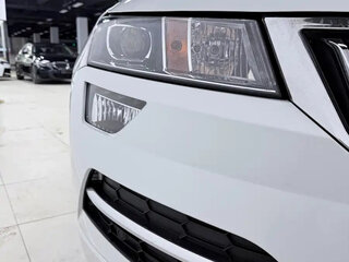 2023 Skoda Karoq I Рестайлинг, белый, 2100000 рублей, вид 4