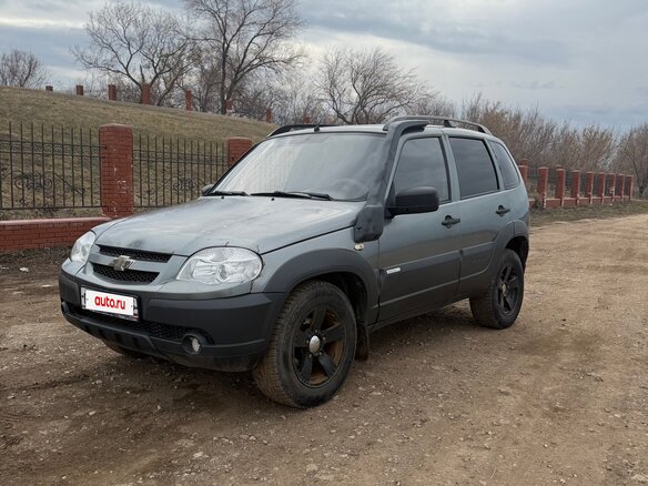 2014 Chevrolet Niva I Рестайлинг, серый, 450000 рублей