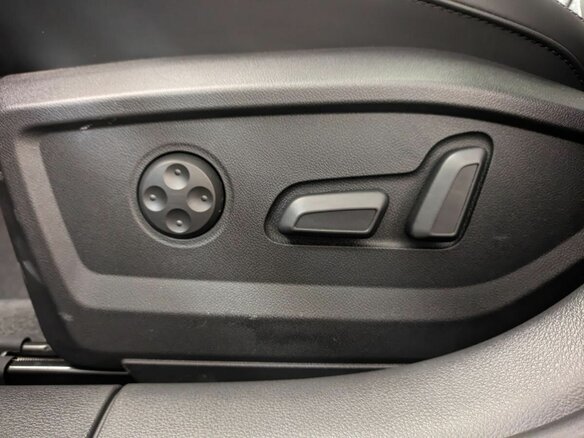 2026 Audi Q2 35 TFSI I Рестайлинг, серый - вид 17
