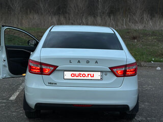 2016 Lada (ВАЗ) Vesta I, белый, 690000 рублей, вид 3
