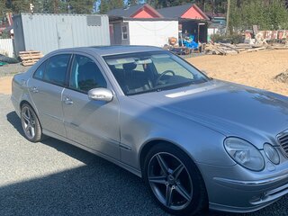 2004 Mercedes-Benz E-Класс 350 III (W211, S211), серый, 1500000 рублей, вид 2
