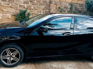 2014 Mercedes-Benz A-Класс 180 III (W176), чёрный, 1270000 рублей, вид 3