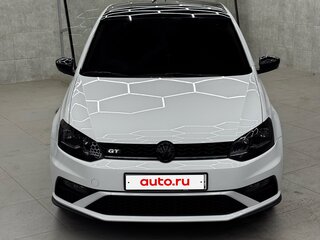 2018 Volkswagen Polo V Рестайлинг, белый, 1500000 рублей, вид 4