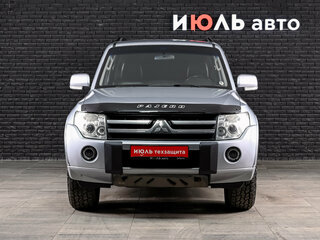 2011 Mitsubishi Pajero IV, серебристый, 1480000 рублей, вид 2
