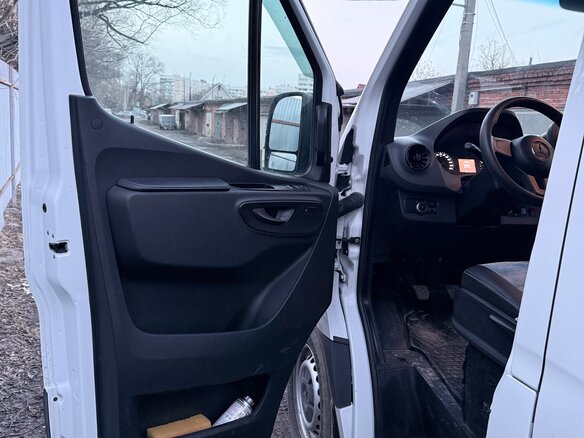 2021 Mercedes-Benz Sprinter, белый, 4000000 рублей - вид 13