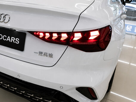 2023 Audi A3 35 TFSI Long IV (8Y), белый, 2299000 рублей, вид 5