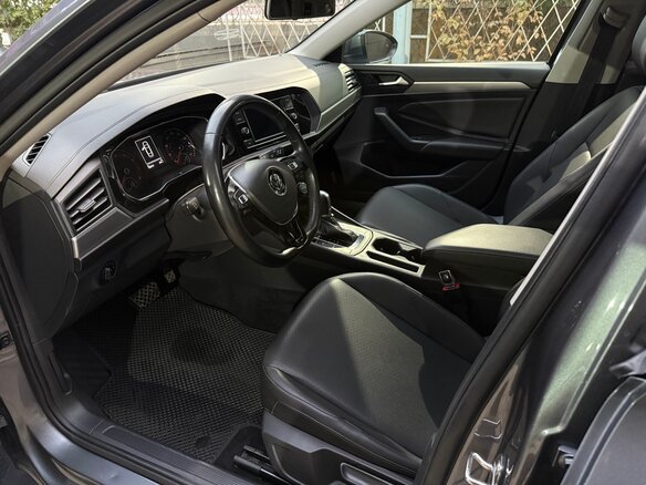 2019 Volkswagen Jetta 8-speed VII, серый, 1740000 рублей - вид 8