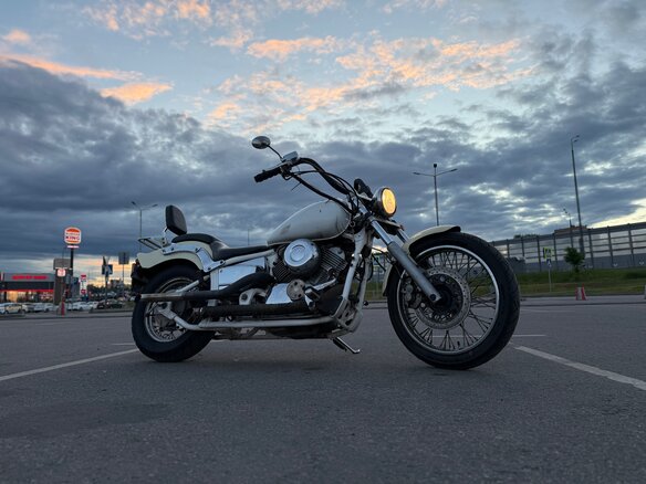 1997 Yamaha XVS400 Drag Star, белый, 198000 рублей - вид 3