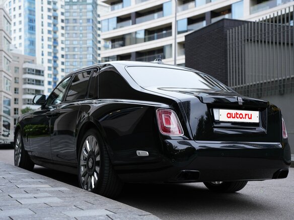 2021 Rolls-Royce Phantom VIII (Series I), чёрный, 49000000 рублей - вид 8